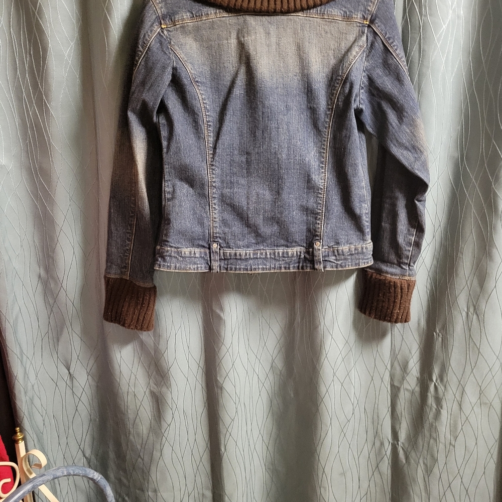 Jacket - Picture 2 of 3